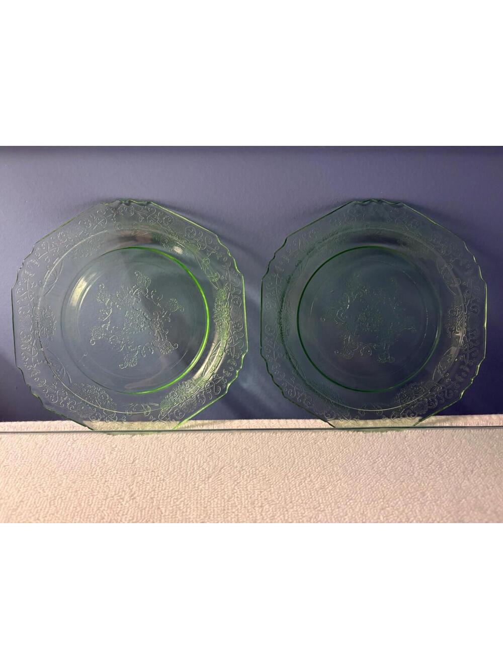 Hazel Atlas Florentine Green Uranium Glass Appetizer Bread Plates 6.25" Vintage